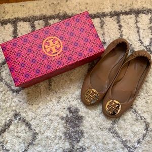 Tory Burch flats with box